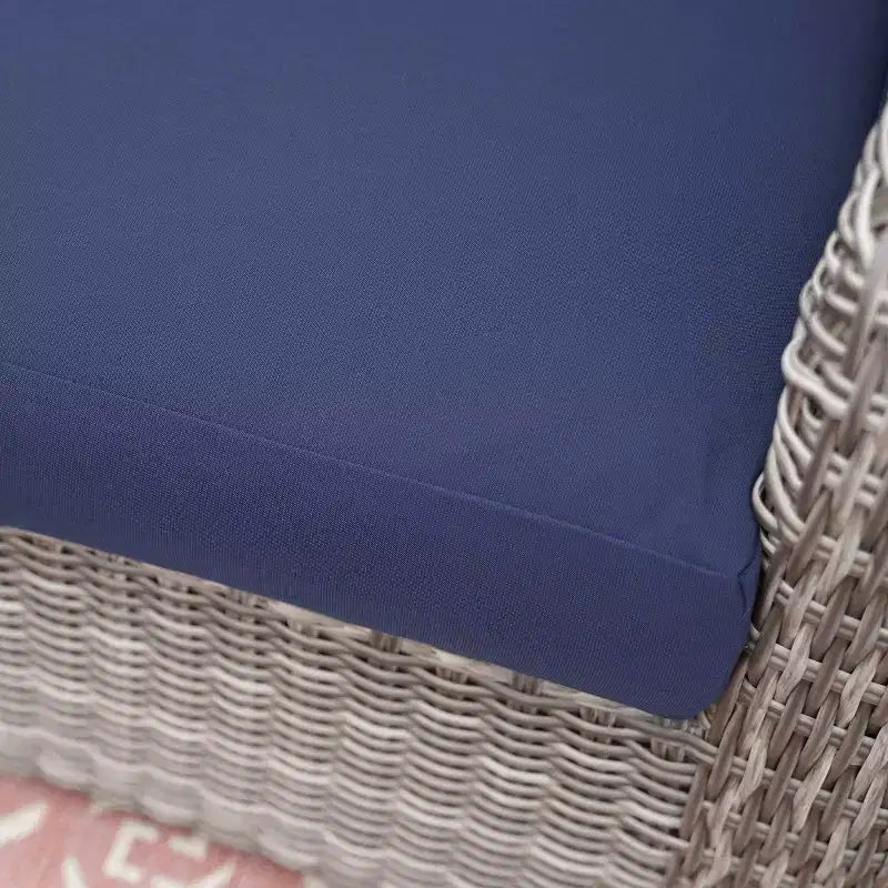 Sectionnel en osier 5 pièces Forsyth de Leisure Made avec coussins en tissu bleu marine