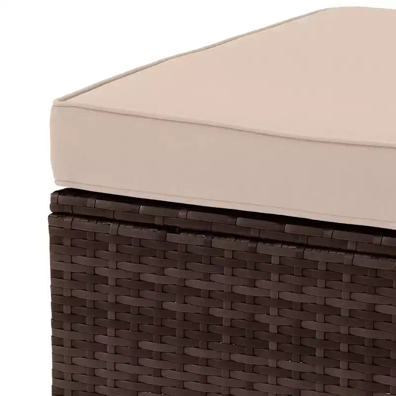 Ensemble de mobilier de jardin 3 pièces en rotin Pure Garden avec ottomane sectionnelle et table, couleur marron