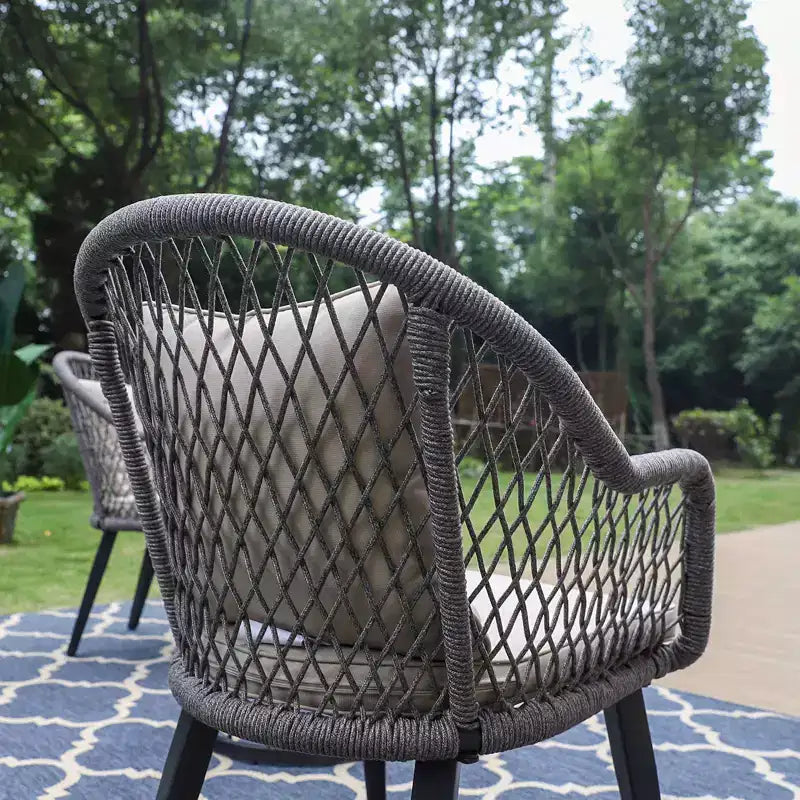 Ensemble de conversation 3 pièces avec chaises, coussins et table - Captiva Designs : Salon de jardin moderne, résistant à l'eau et à la rouille, cadre en acier