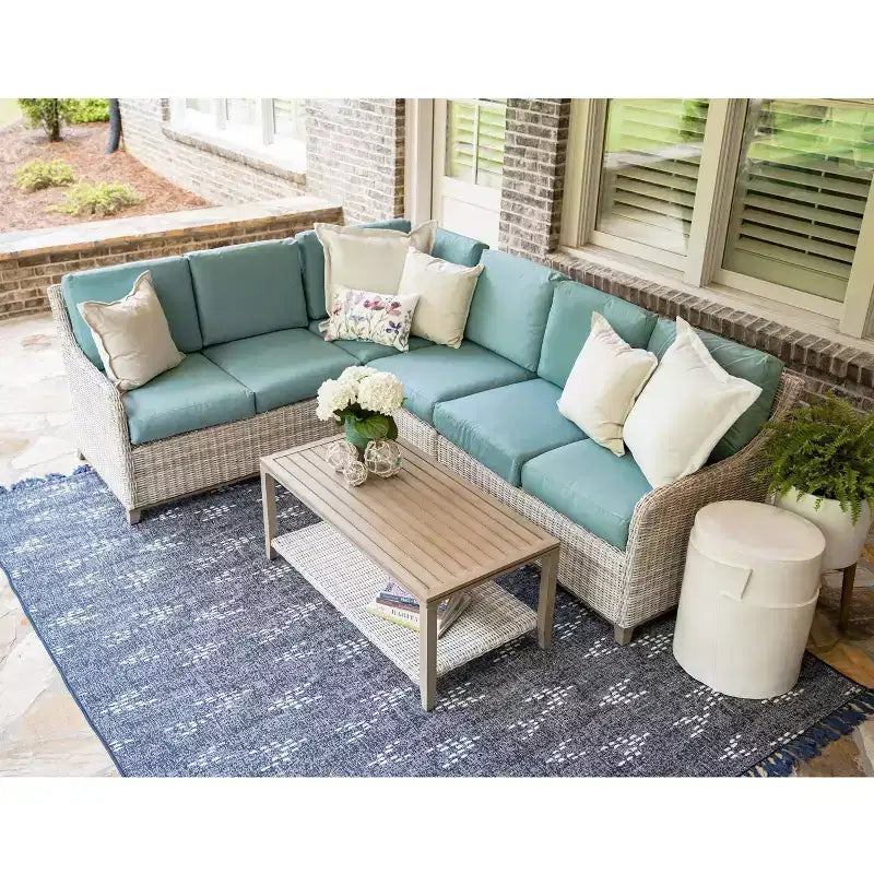 Sectionnel 5 pièces en osier Hampton de Leisure Made en tissu bleu lagon