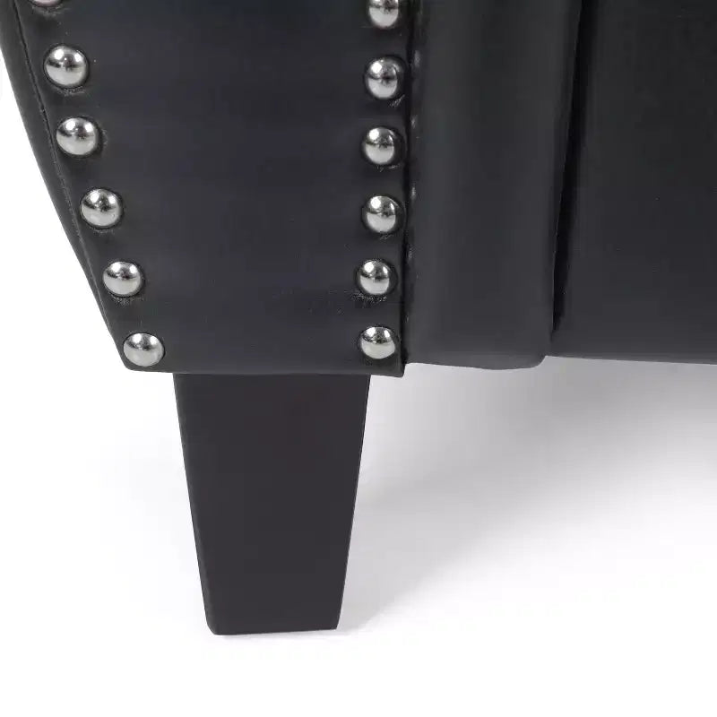 Fauteuil de club en similicuir GDFStudio Dowd 36.50 avec garniture cloutée