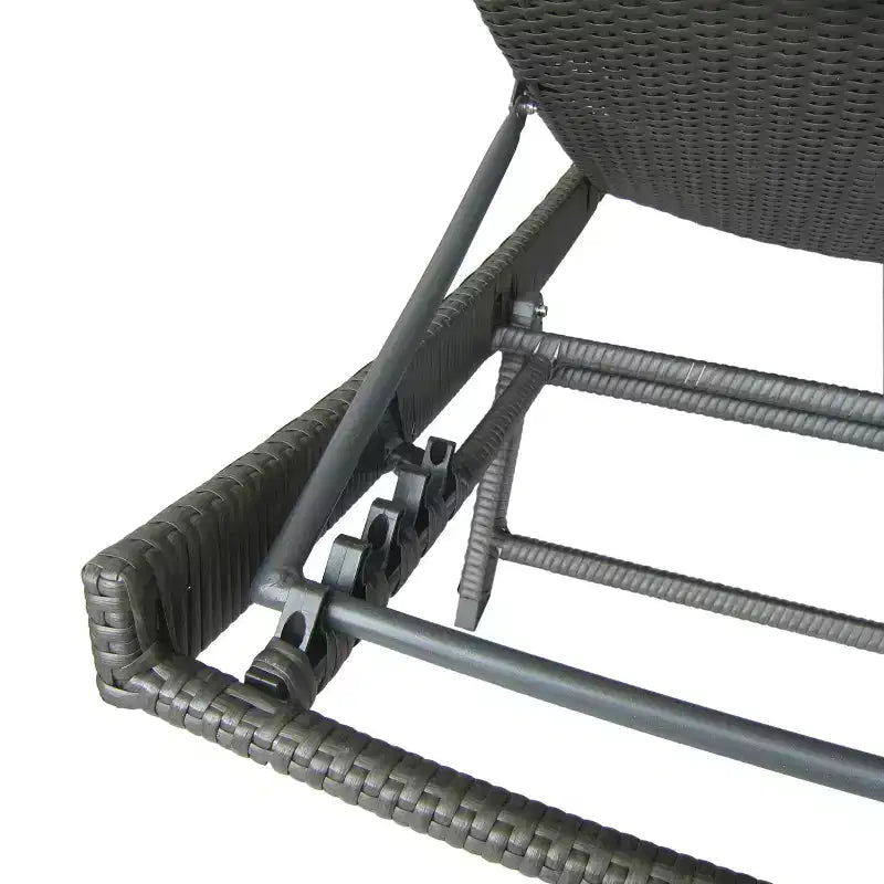 Christopher Knight Home Kauai Ensemble de 3 chaises longues d'extérieur en rotin synthétique avec table d'appoint pliante