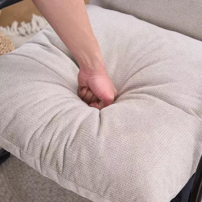 FERPIT Fauteuil d'appoint incurvé moderne avec revêtement en similicuir de lin, fauteuil de salon confortable avec cadre en métal et coussins