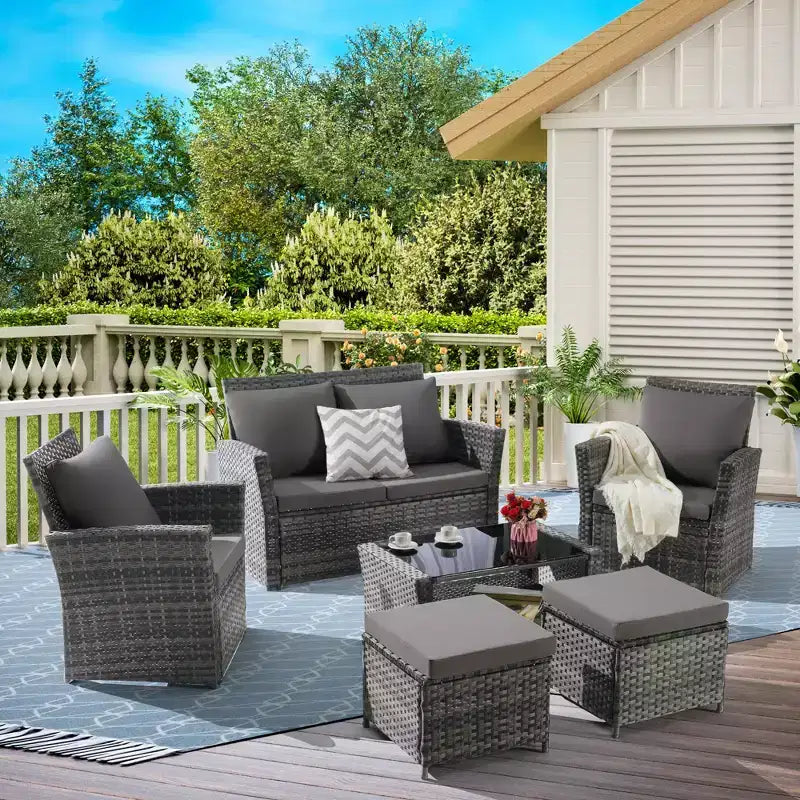 Salons de jardin 6 places en osier avec ottoman et table basse en verre trempé