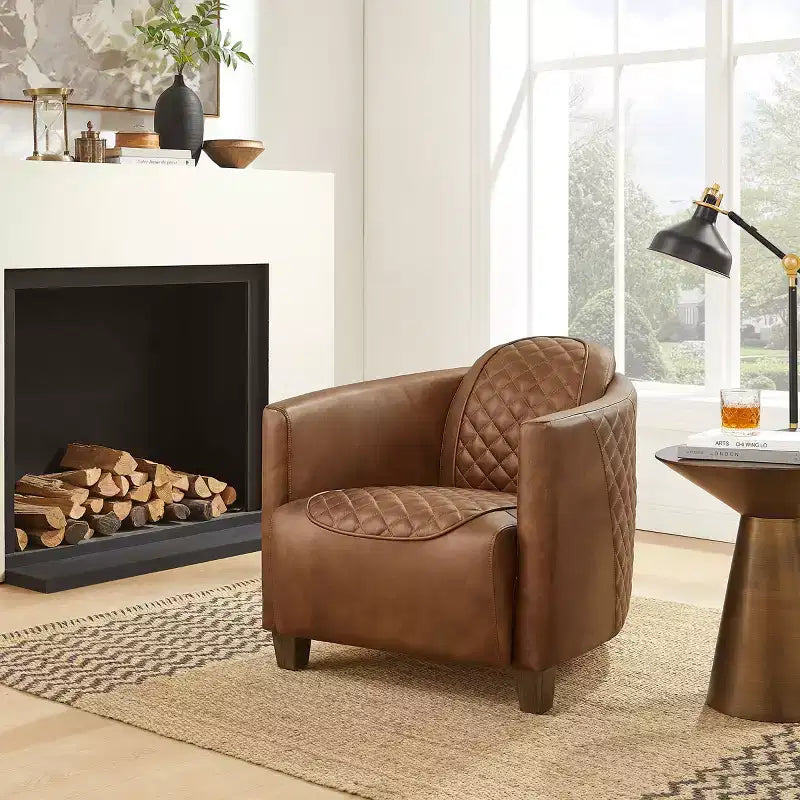 Fauteuil Art Leon en cuir avec design matelassé pour un confort intemporel