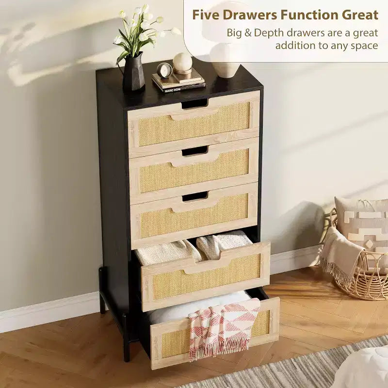 Commode à 5 tiroirs en rotin naturel, commode en bois, armoire de rangement de style rustique avec pieds en métal, commode moderne pour chambre à coucher, salon