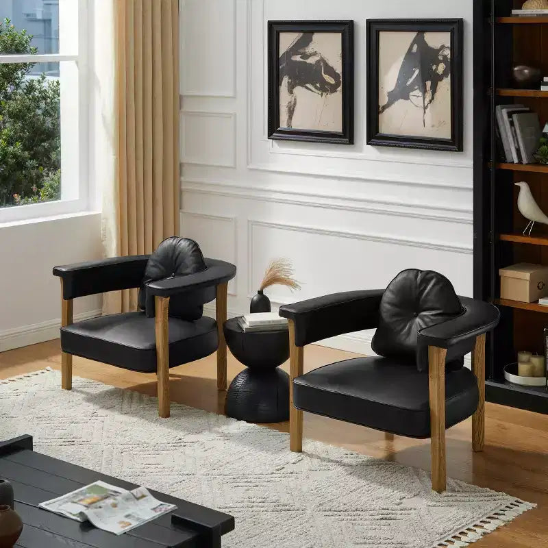 Chaise en cuir Art Leon avec cadre en frêne