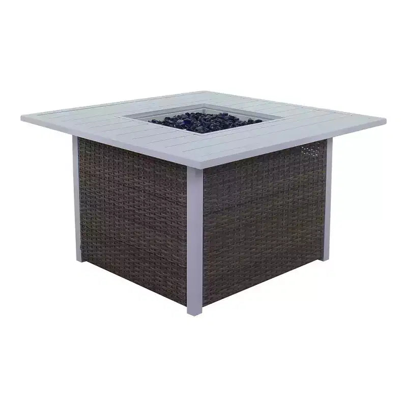 Courtyard Casual Santa Fe - Ensemble de 5 pièces pour foyer carré avec chaises inclinables en toile Comprend un foyer carré et quatre chaises inclinables en toile
