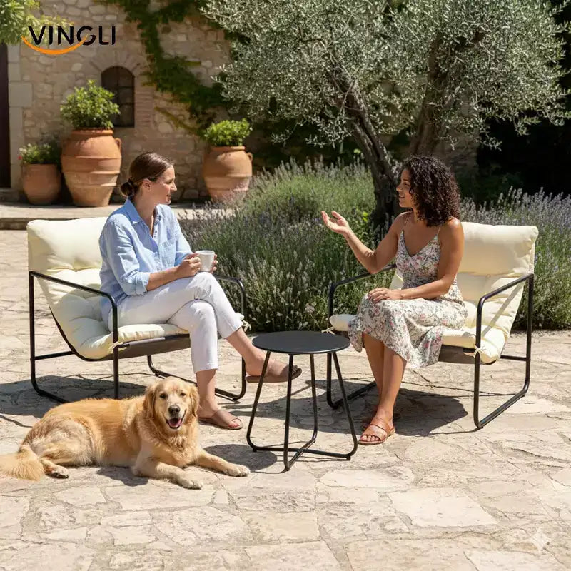 VINGLI Ensemble de 3 Chaises de Patio avec Table d'appoint, Chaises d'extérieur/d'intérieur avec Coussins Épais, Capacité Robuste de 180 kg, Blanc