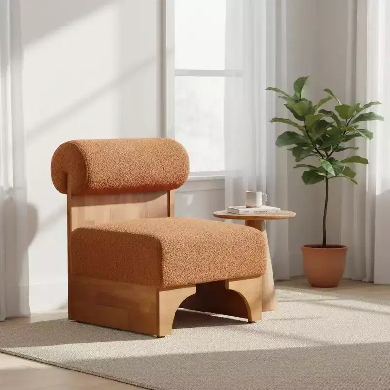 Fauteuil d'appoint Homy Casa avec dossier roulé et piètement en bois massif, revêtement en tissu bouclette