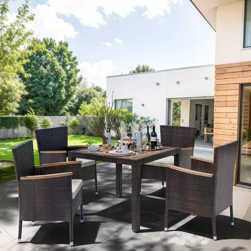 Celebalcony Ensemble de salle à manger de 5 pièces pour patio, ensemble de conversation en osier avec plateau de table en bois, table et chaises d'extérieur avec coussins pour jardin