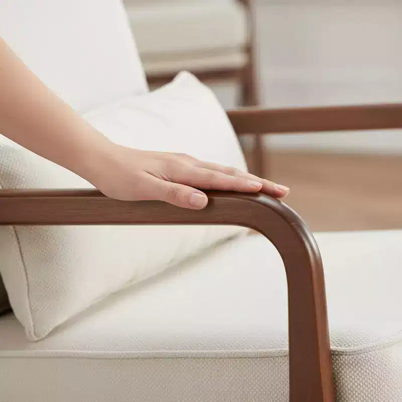 Fauteuil moderne Summit Adventure avec accoudoirs, cadre en bois massif crème et coussin lombaire, pour salon