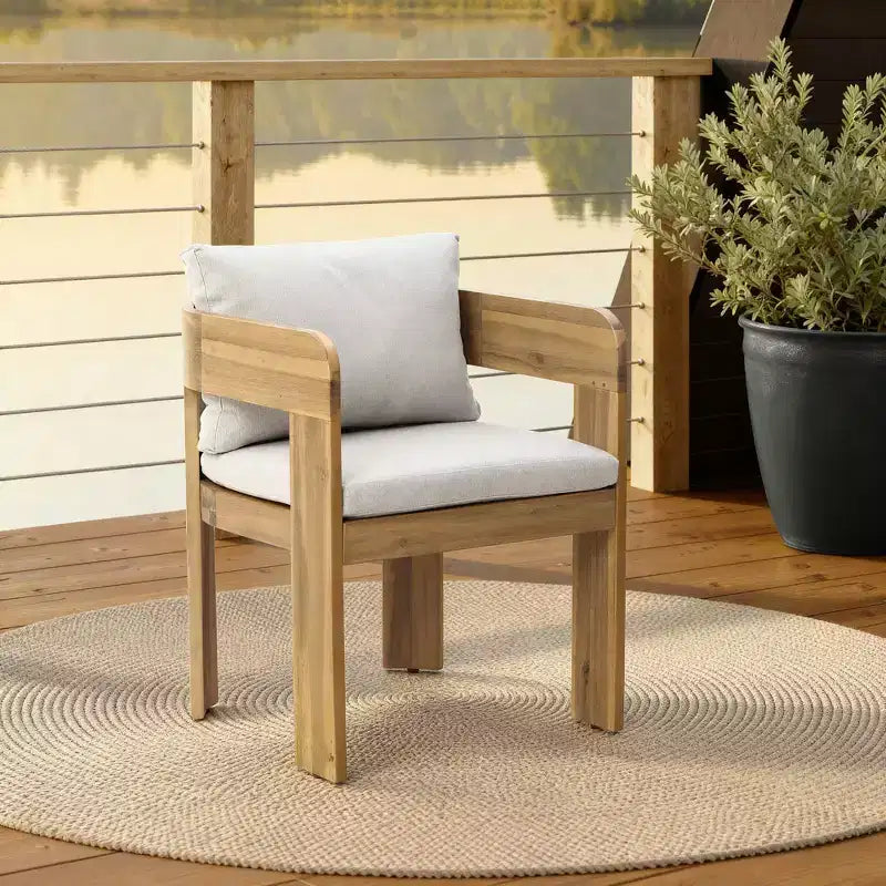 LuxenHome Lot de 2 fauteuils modernes d'extérieur en bois d'acacia avec coussins, sièges de salon de patio