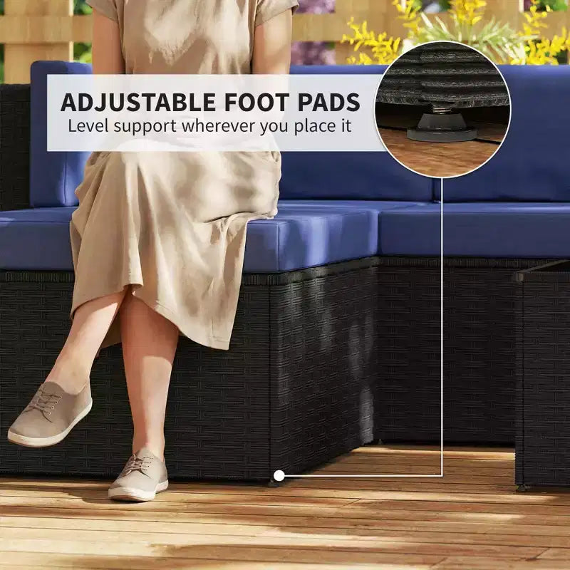 Ensemble de meubles de patio Outsunny, ensemble de mobilier de conversation extérieur en rotin osier avec coussins, table basse avec plateau en verre