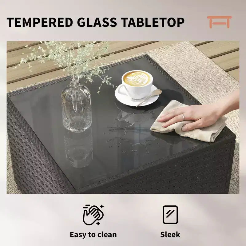 Ensemble de meubles de patio Outsunny, ensemble de mobilier de conversation extérieur en rotin osier avec coussins, table basse avec plateau en verre