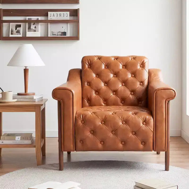 Dyonery Une chaise décorée de cuir de style médiéval, avec des pieds et un dossier en bois robustes, adaptée aux petits espaces, Marron