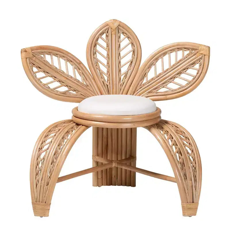 bali & pari Fauteuil d'appoint en rotin naturel Gresham Blanc/Marron naturel : Fait main, Rembourré de mousse, Aucun assemblage requis