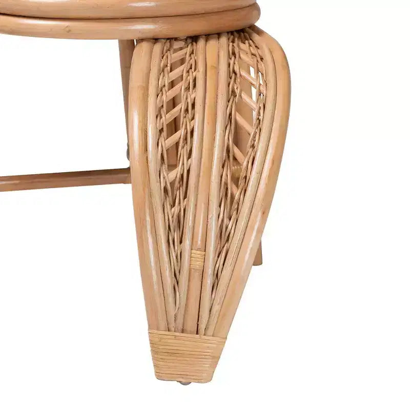 bali & pari Fauteuil d'appoint en rotin naturel Gresham Blanc/Marron naturel : Fait main, Rembourré de mousse, Aucun assemblage requis