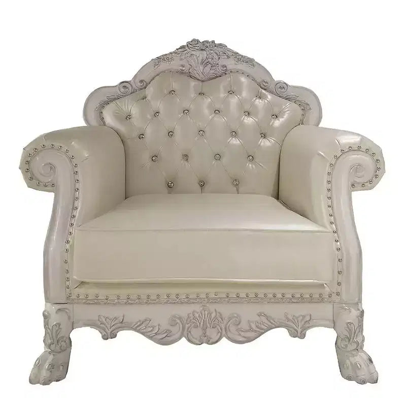 Fauteuil d'appoint Dresden de 44,8 po en cuir synthétique/finition blanc cassé - Acme Furniture : Aucun assemblage requis, dossier touffeté