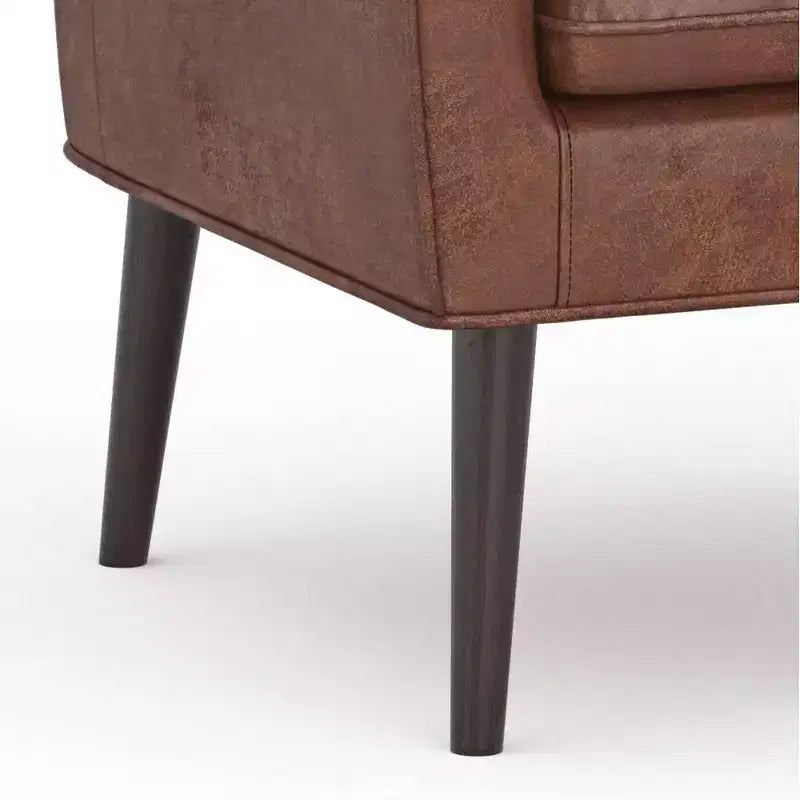 Fauteuil d'appoint Warnock Marron Vieilli - WyndenHall : Similicuir, Pieds en Bois d'Hévéa
