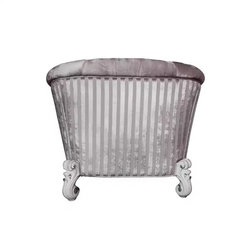 Fauteuil d'appoint Versailles 52" Tissu ivoire/Finition blanc cassé - Acme Furniture : Design croissant traditionnel, aucun assemblage requis