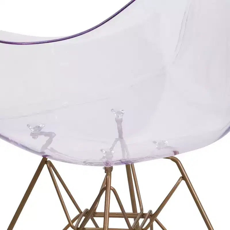 Chaise transparente Emma et Oliver avec accoudoirs et base dorée