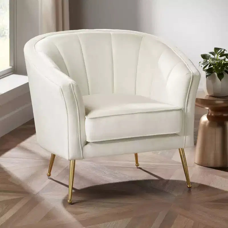 Fauteuil d'appoint capitonné en velours blanc et or Leighton 55 Downing Street