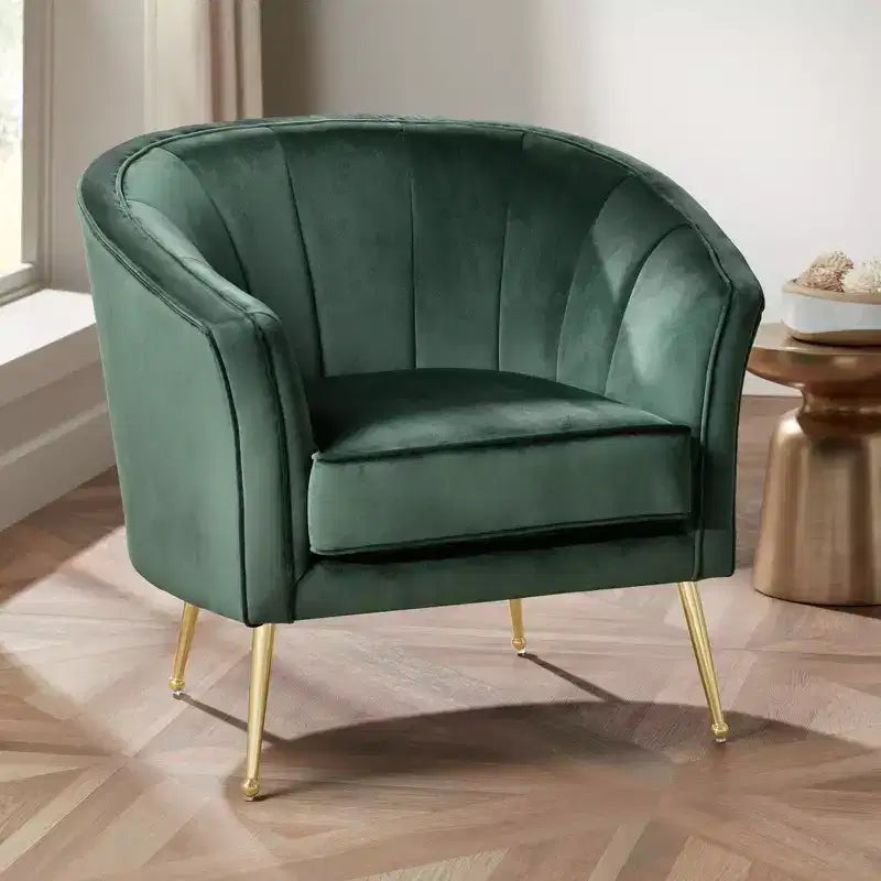 Fauteuil d'appoint capitonné en velours vert et doré 55 Downing Street Leighton