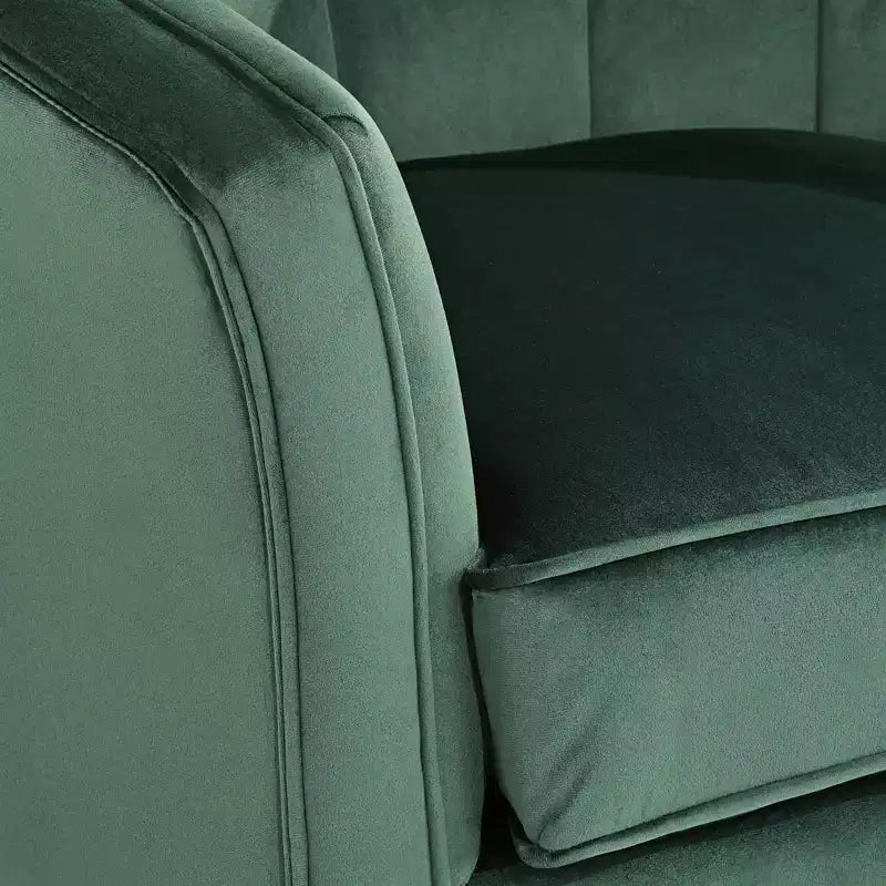 Fauteuil d'appoint capitonné en velours vert et doré 55 Downing Street Leighton