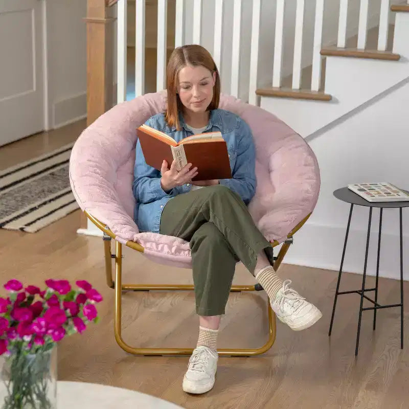 Emma and Oliver Oversize Folding Saucer Chair with Cozy Faux Fur Cushion and Metal Frame for Dorms, Bedrooms, Apartments and More
