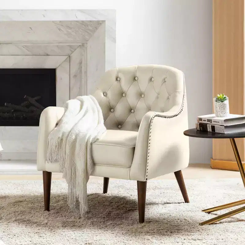 Fauteuil crapaud d'appoint Justo 28,5 po de large en cuir véritable capitonné avec pieds en bois massif pour salon | ART OF LIVING DESIGNS