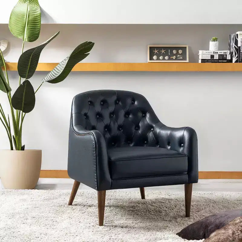 Fauteuil crapaud d'appoint Justo 28,5 po de large en cuir véritable capitonné avec pieds en bois massif pour salon | ART OF LIVING DESIGNS
