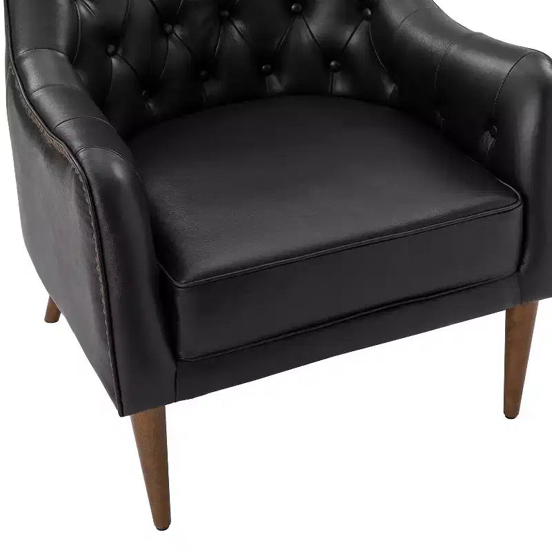 Fauteuil crapaud d'appoint Justo 28,5 po de large en cuir véritable capitonné avec pieds en bois massif pour salon | ART OF LIVING DESIGNS