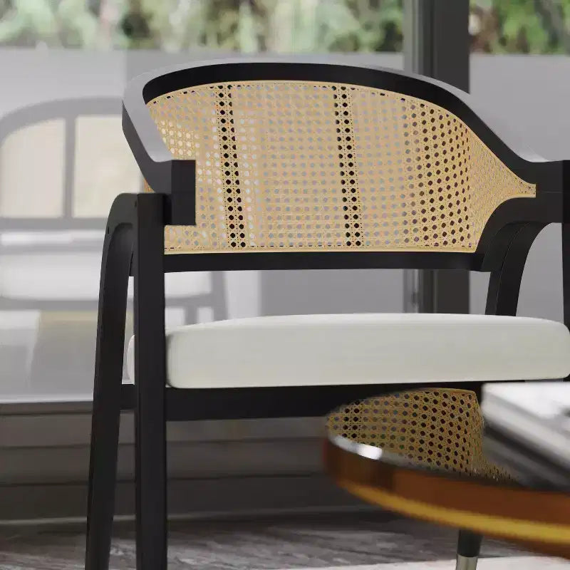 Chaise de salle à manger ou d'appoint Emma et Oliver Cane Rattan avec structure en bois massif, dossier tissé et assise coussinée