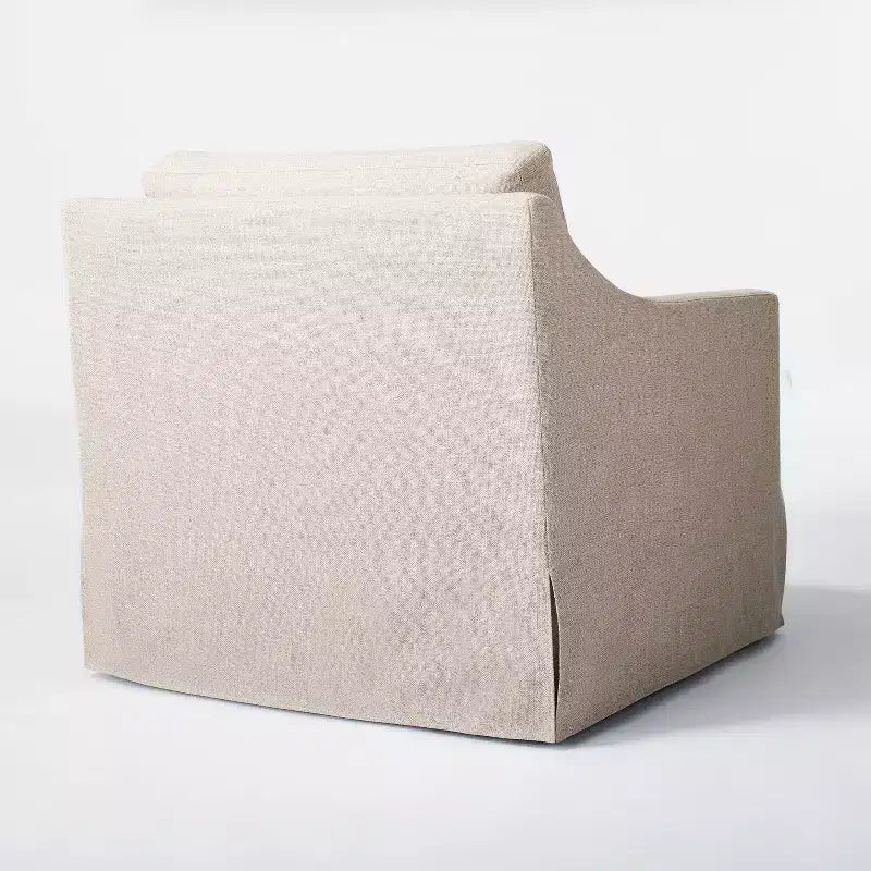 Fauteuil pivotant rembourré Vivian Park - Threshold conçu avec Studio McGee
