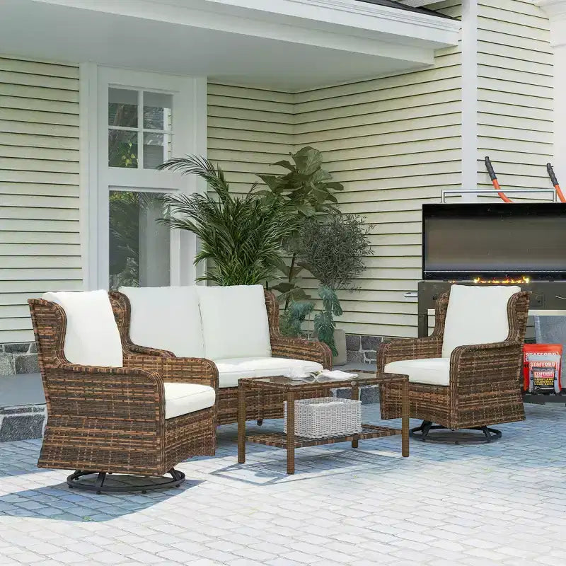 Ensemble de mobilier de patio Outsunny, mobilier d'extérieur 4 pièces en rotin PE avec 2 fauteuils pivotants, table en verre à 2 niveaux et canapé deux places