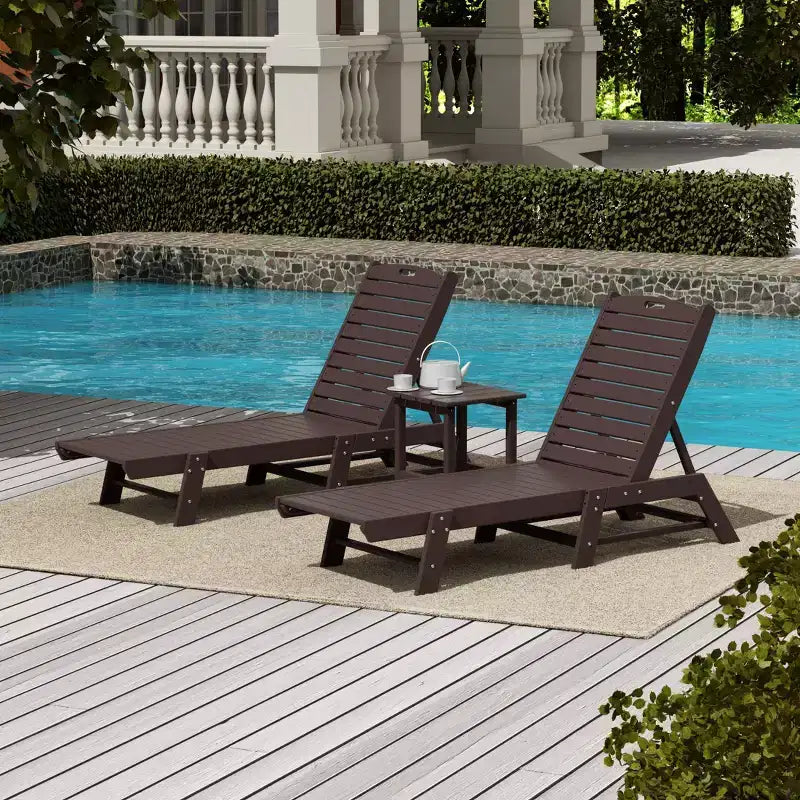 WestinTrends Ensemble de 3 pièces : chaise longue d'extérieur en polyéthylène avec table d'appoint