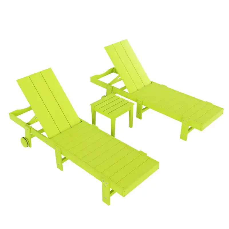 WestinTrends Ashore Lot de 2 chaises longues modernes en polyéthylène inclinables avec roues et 1 table d'appoint