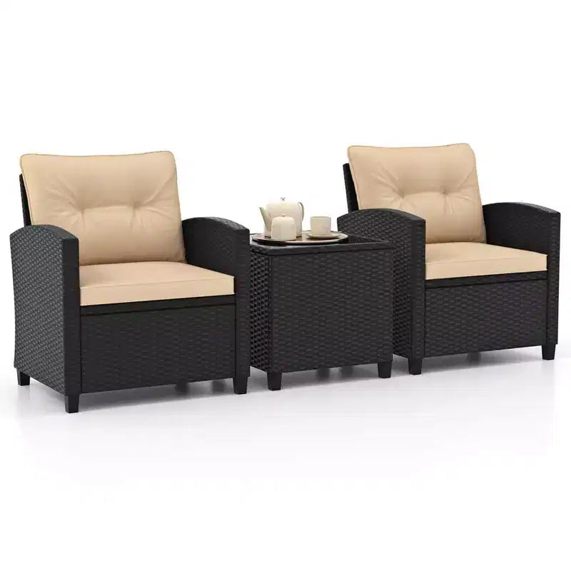 Ensemble de mobilier de patio Costway 3 pièces avec table basse en verre trempé et coussins lavables Beige/Noir/Blanc cassé/Rouge/Bleu marine/Turquoise